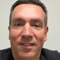 Robert Fiallo