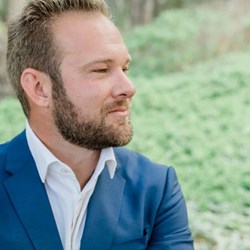 Adam Schwarze